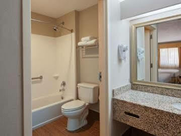 Western 3* Marble Falls